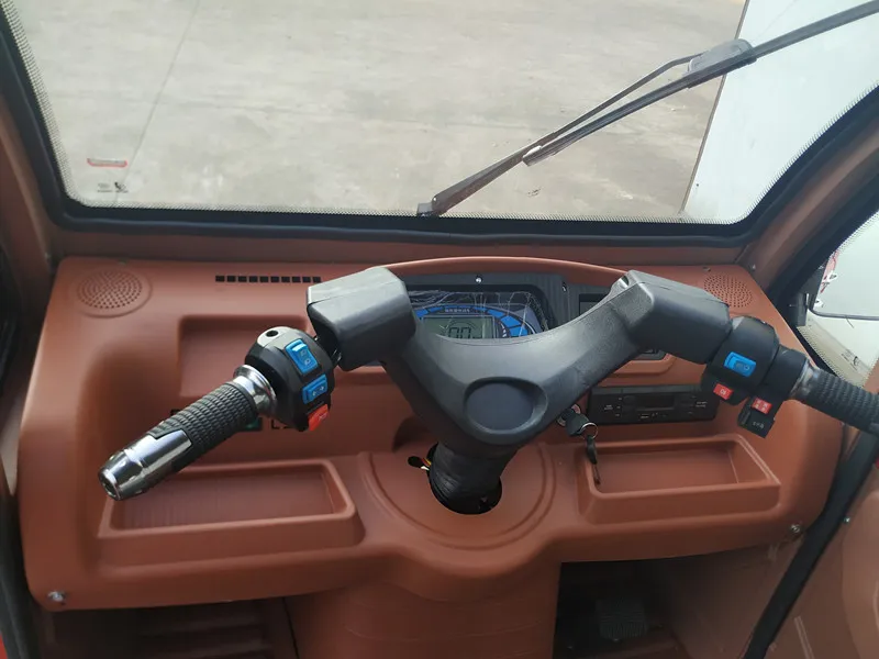 1200W Five Doors 3 Passengers Electric Tricycle