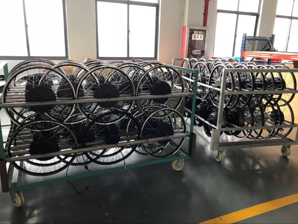 5.5 Inch 2 Wheel Smart Electric Scooter Mini Balance Scooter E Scooter with Big Wheel