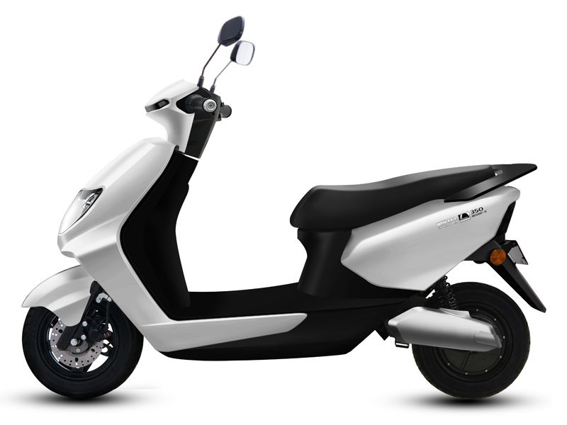 Popular Patent Model L350 Electric Scooter 1000W Maxspeed 52km/H 60V 72V Battery Aima